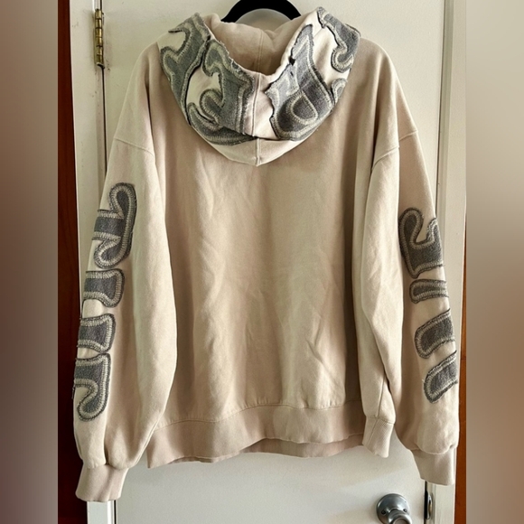 ‼️ISO We the Free it's a vibe hoodie‼️ - Picture 8 of 8